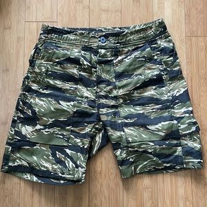 Rogue Territory fatigue shorts tiger camo size 28